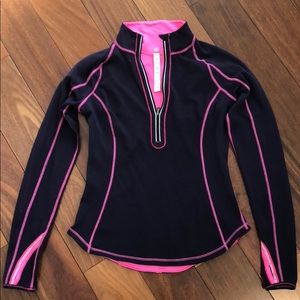 EUC Lululemon reversible L/S top. Size 8